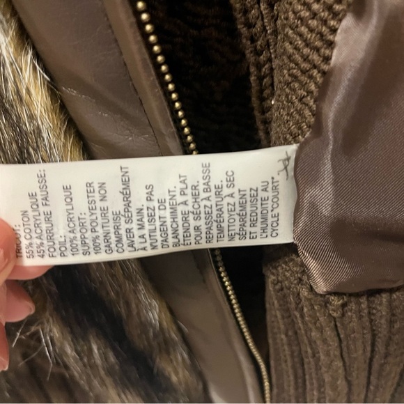 Peter Nygard Faux Fur Vest in Brown and Tan - Picture 6 of 7